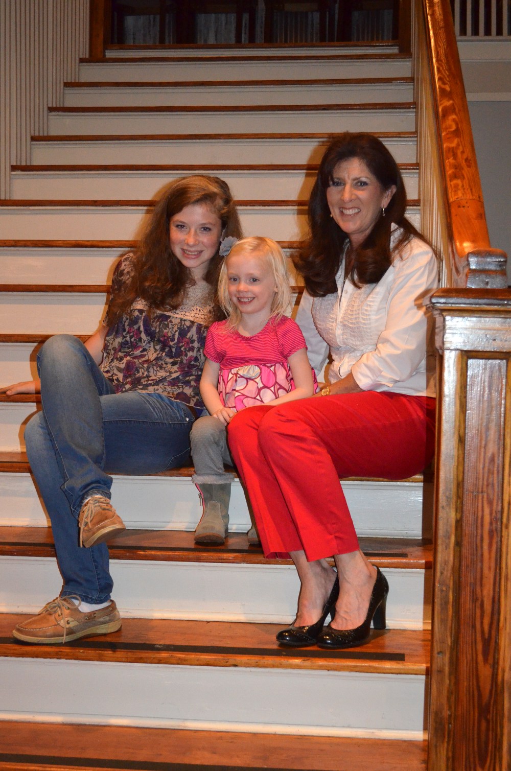 Ya Ya with her granddaughters, Samantha and Heidi