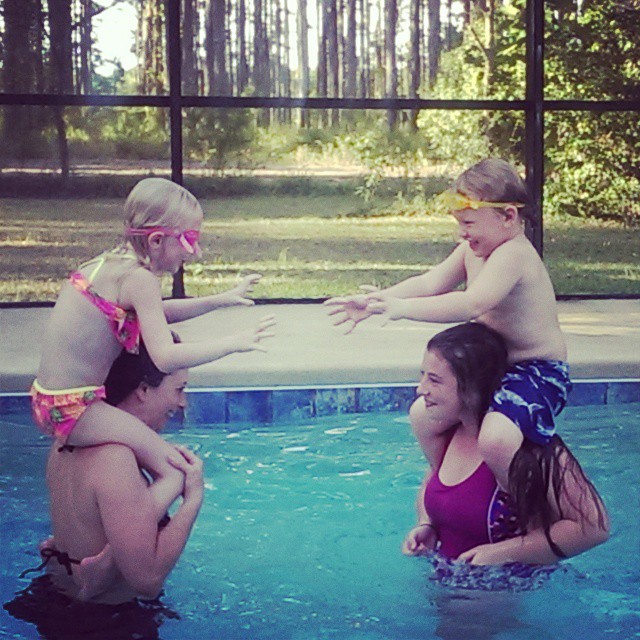 10622920_10152649388079197_1468251958232866806_n